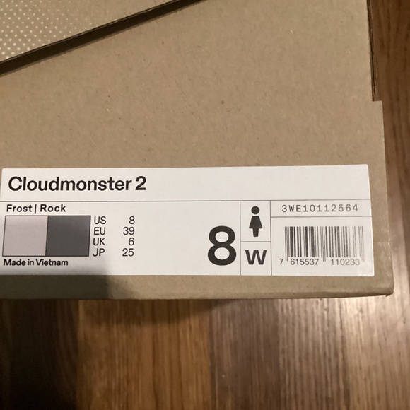 On Cloud Cloudmaster 2 frost athletic shoes ladies 8 - Picture 11 of 11